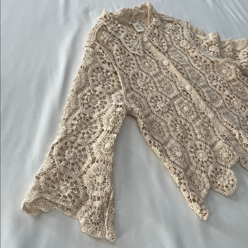 Ultra Pink Cream Crotchet Button Down Top - Picture 3 of 4
